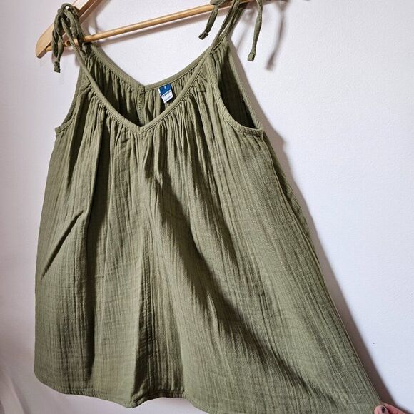 EUC OLD NAVY OLIVE SPAGHETTI STRAP SWING STYLE GAUZY TANK TOP SIZE SMALL - Picture 2 of 11